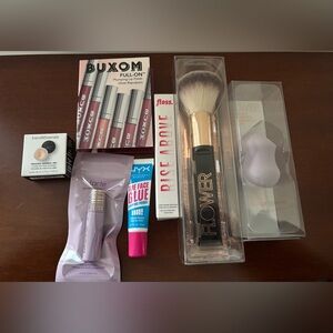 Assorted makeup bundle